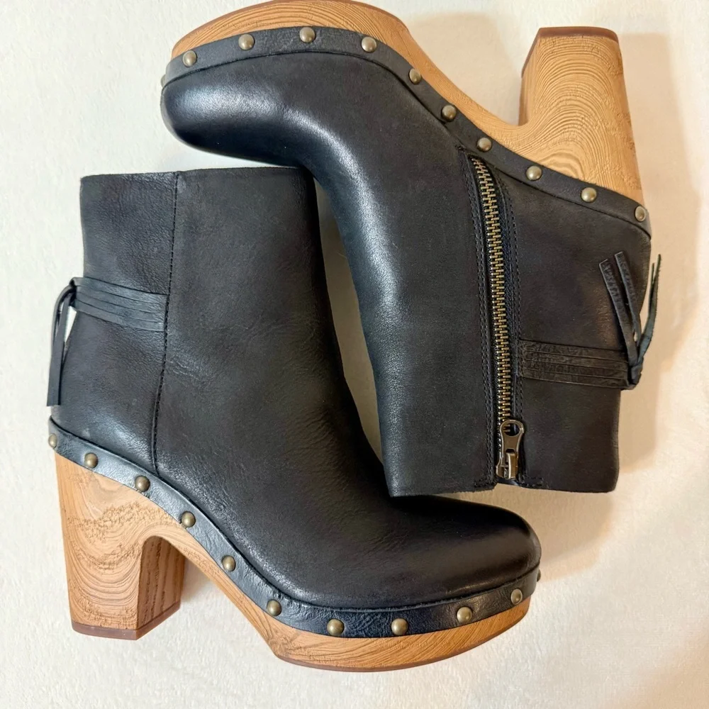 Kork-Ease Dianna Block Heel Platform Bootie in Black Size 7 - Picture 10 of 15